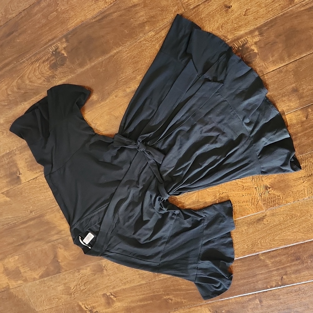Victoria's Secret Short Flounce Robe